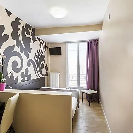 Bastille Secret Szálloda 2*