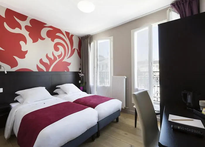 Bastille Secret Hotel