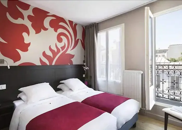 Bastille Secret Hotel